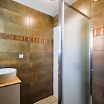 Appartamento Confort ! Calme, Climatisation, Piscine, Parking Gratuit, Grande Terrasse, Netflix, Wifi Carcassonne