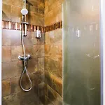 Confort ! Calme, Climatisation, Piscine, Parking Gratuit, Grande Terrasse, Netflix, Wifi Appartamento *