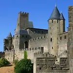 Confort ! Calme, Climatisation, Piscine, Parking Gratuit, Grande Terrasse, Netflix, Wifi * Carcassonne
