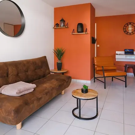 Confort ! Calme, Climatisation, Piscine, Parking Gratuit, Grande Terrasse, Netflix, Wifi Lejlighed *