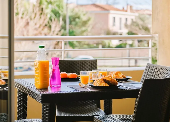 Apartamento Confort ! Calme, Climatisation, Piscine, Parking Gratuit, Grande Terrasse, Netflix, Wifi