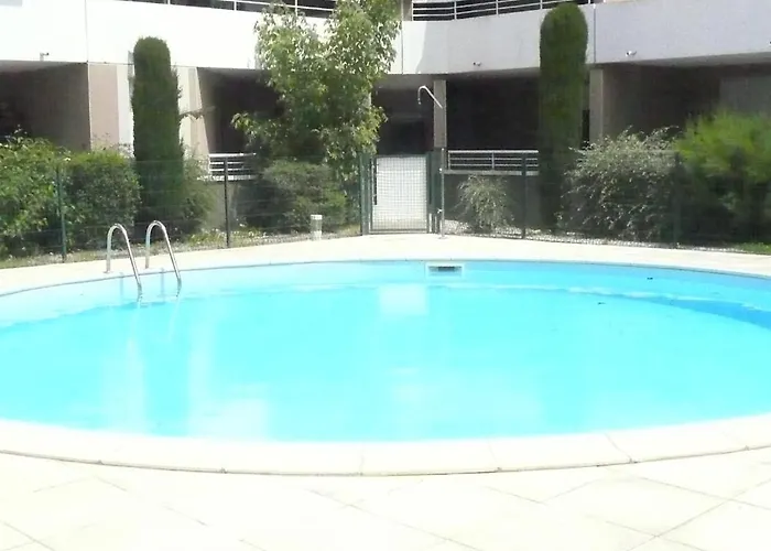 Apartamento Confort ! Calme, Climatisation, Piscine, Parking Gratuit, Grande Terrasse, Netflix, Wifi Carcasona