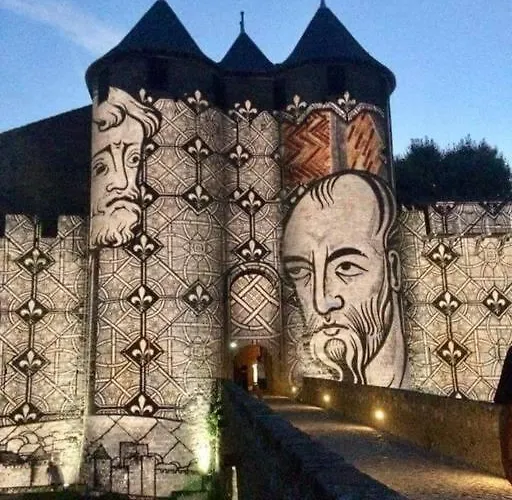 Confort ! Calme, Climatisation, Piscine, Parking Gratuit, Grande Terrasse, Netflix, Wifi Apartamento