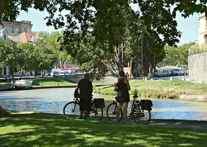 Confort ! Calme, Climatisation, Piscine, Parking Gratuit, Grande Terrasse, Netflix, Wifi Apartamento *