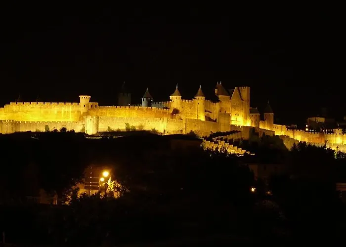 Confort ! Calme, Climatisation, Piscine, Parking Gratuit, Grande Terrasse, Netflix, Wifi *