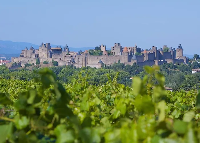 Confort ! Calme, Climatisation, Piscine, Parking Gratuit, Grande Terrasse, Netflix, Wifi *