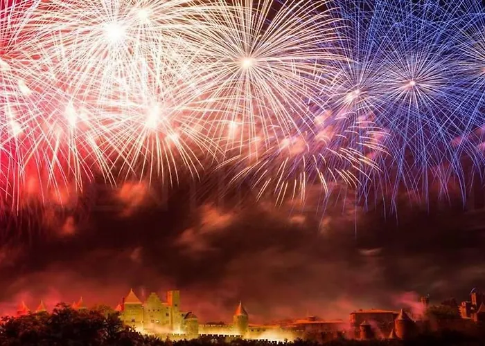 Confort ! Calme, Climatisation, Piscine, Parking Gratuit, Grande Terrasse, Netflix, Wifi