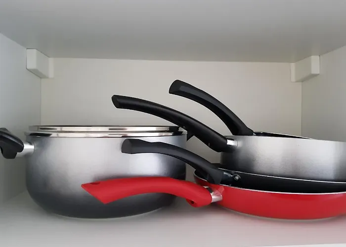 Apartamento Confort ! Calme, Climatisation, Piscine, Parking Gratuit, Grande Terrasse, Netflix, Wifi *